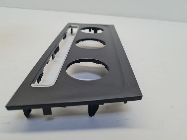 bontott VW GOLF VII Fűtéskapcsoló Keret