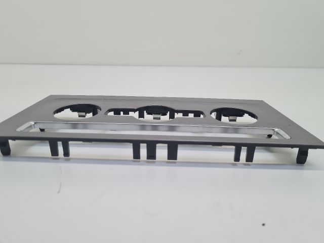 bontott VW GOLF VII Fűtéskapcsoló Keret