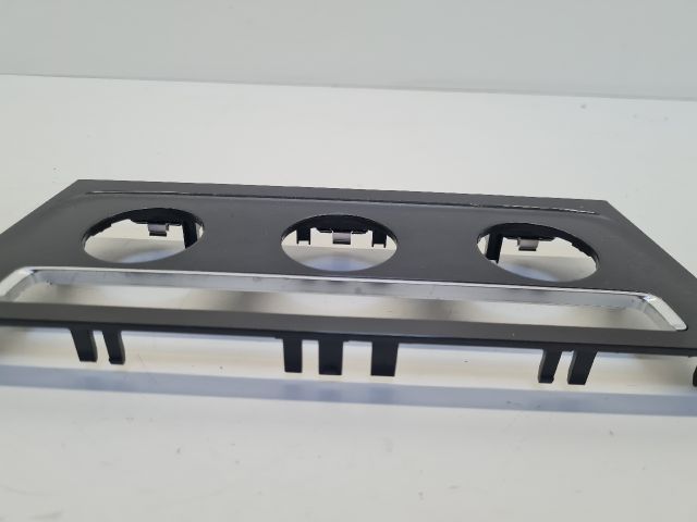 bontott VW GOLF VII Fűtéskapcsoló Keret