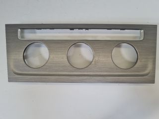 bontott VW GOLF VII Fűtéskapcsoló Keret