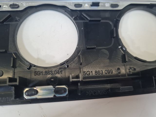 bontott VW GOLF VII Fűtéskapcsoló Keret