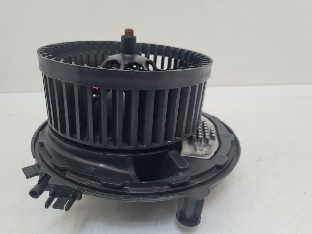 bontott VW GOLF VII Fűtőmotor (Klímás)