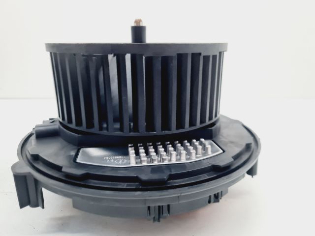 bontott VW GOLF VII Fűtőmotor (Klímás)