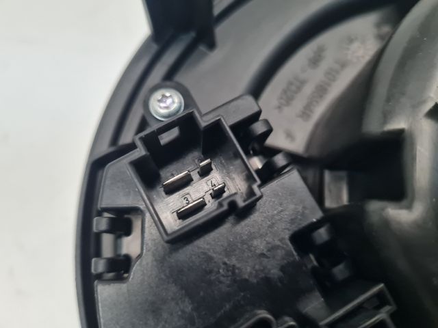 bontott VW GOLF VII Fűtőmotor (Klímás)