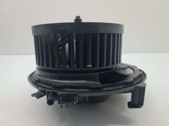 bontott VW GOLF VII Fűtőmotor (Klímás)