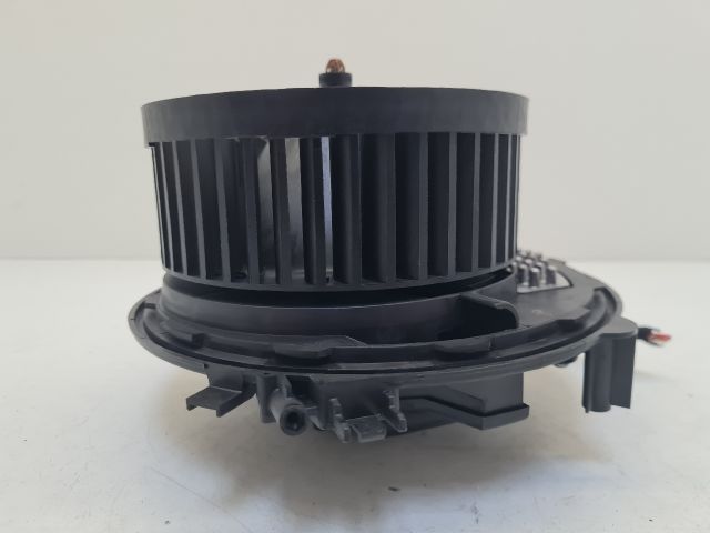 bontott VW GOLF VII Fűtőmotor (Klímás)