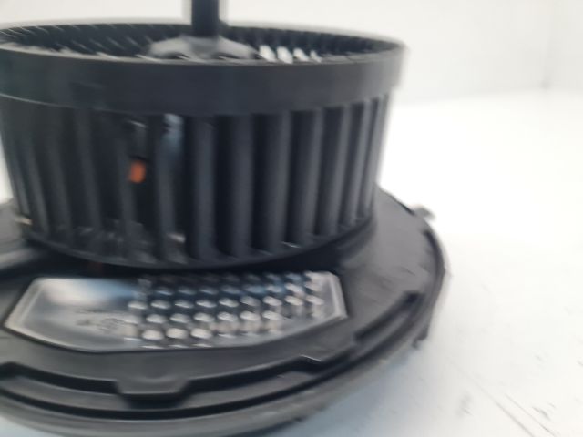 bontott VW GOLF VII Fűtőmotor (Klímás)