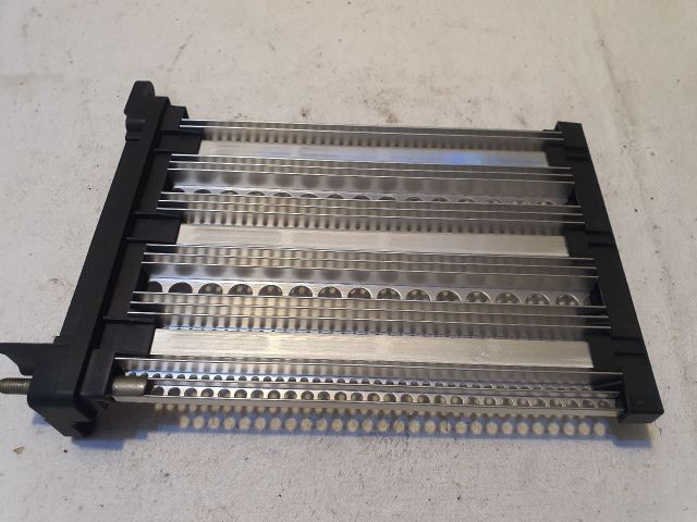 bontott VW GOLF VII Fűtőradiátor (Elektromos)