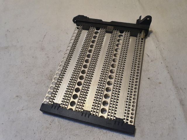 bontott VW GOLF VII Fűtőradiátor (Elektromos)