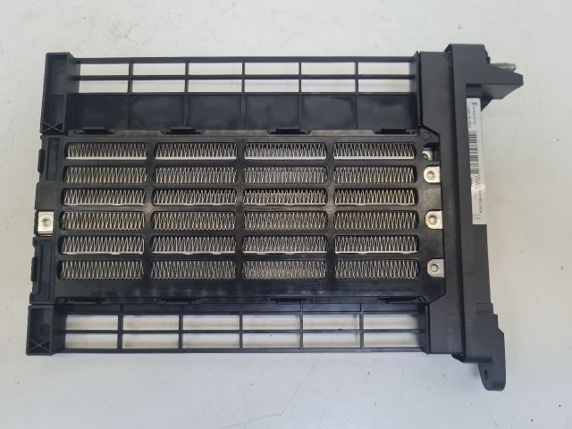 bontott VW GOLF VII Fűtőradiátor (Elektromos)