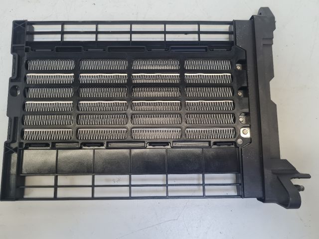 bontott VW GOLF VII Fűtőradiátor (Elektromos)