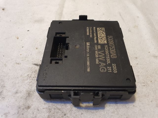 bontott VW GOLF VII Gateway Elektronika