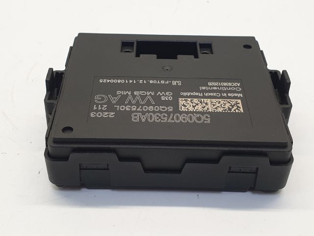 bontott VW GOLF VII Gateway Elektronika