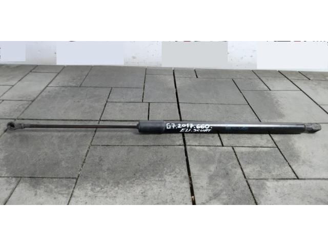 bontott VW GOLF VII Gázrugós Kitámasztó Teleszkóp Csomagtérajtó Bal