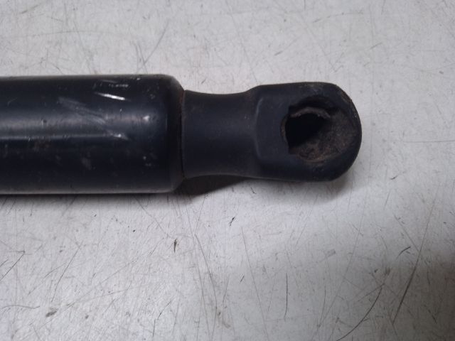 bontott VW GOLF VII Gázrugós Kitámasztó Teleszkóp Csomagtérajtó (Pozíciófüggetlen)