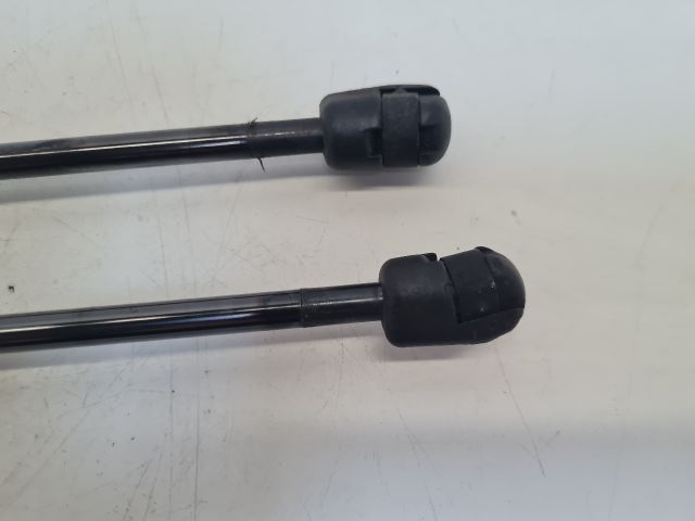 bontott VW GOLF VII Gázrugós Kitámasztó Teleszkóp Pár Csomagtérajtó