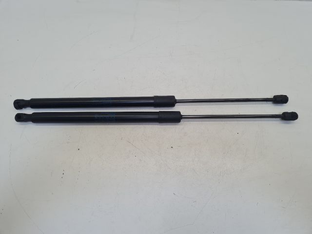 bontott VW GOLF VII Gázrugós Kitámasztó Teleszkóp Pár Csomagtérajtó