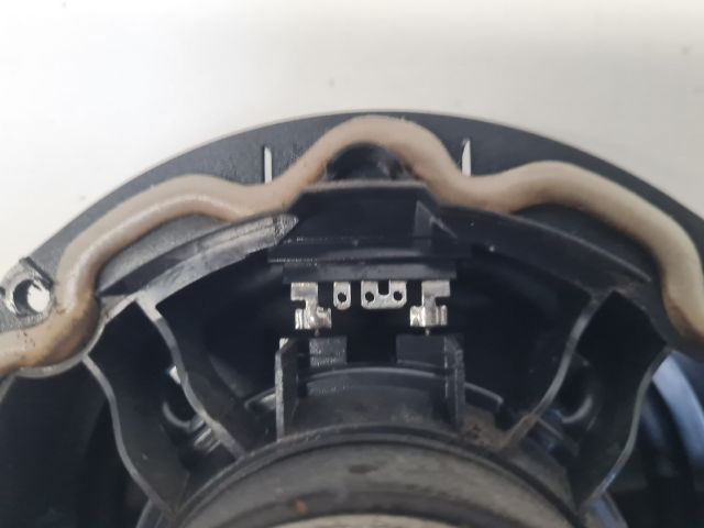 bontott VW GOLF VII Hangszóró (Pozíciófüggetlen)