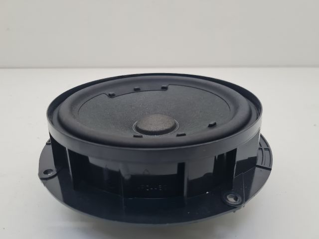 bontott VW GOLF VII Hangszóró (Pozíciófüggetlen)