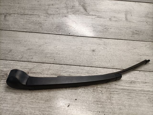 bontott VW GOLF VII Hátsó Ablaktörlő Kar