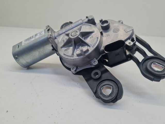 bontott VW GOLF VII Hátsó Ablaktörlő Motor