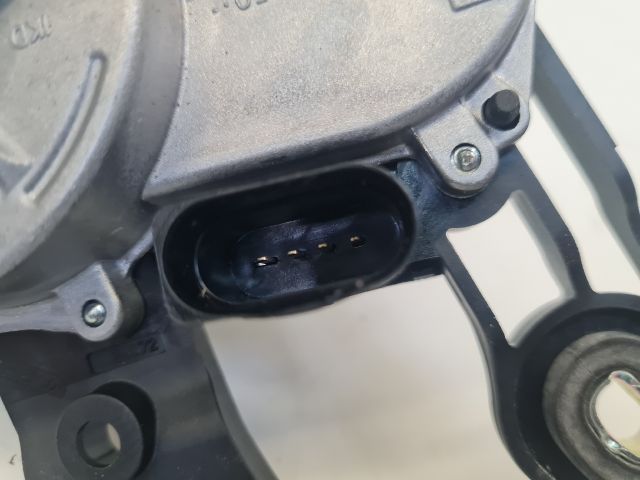 bontott VW GOLF VII Hátsó Ablaktörlő Motor