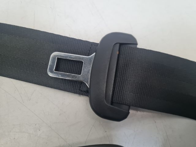 bontott VW GOLF VII Hátsó Biztonsági Öv Szett