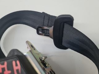 bontott VW GOLF VII Hátsó Biztonsági Öv Szett