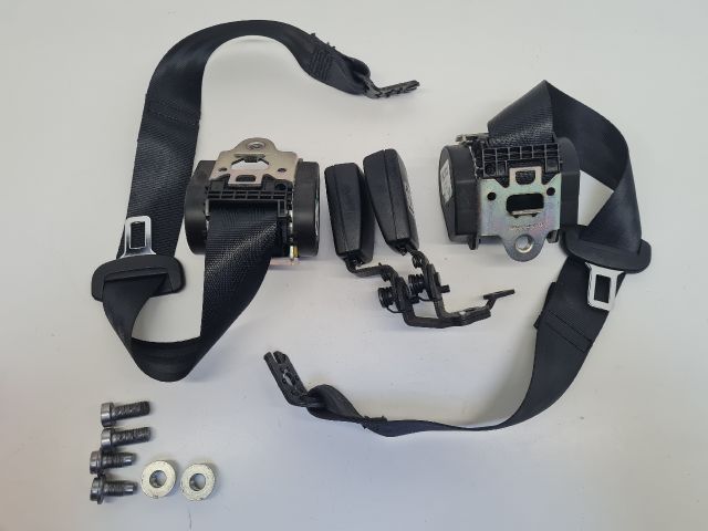 bontott VW GOLF VII Hátsó Biztonsági Öv Szett