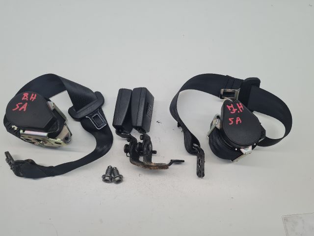 bontott VW GOLF VII Hátsó Biztonsági Öv Szett