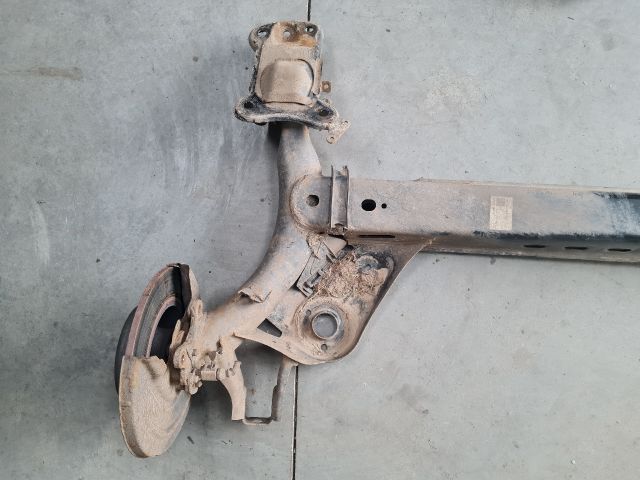 bontott VW GOLF VII Hátsó Híd (Tárcsafékes)