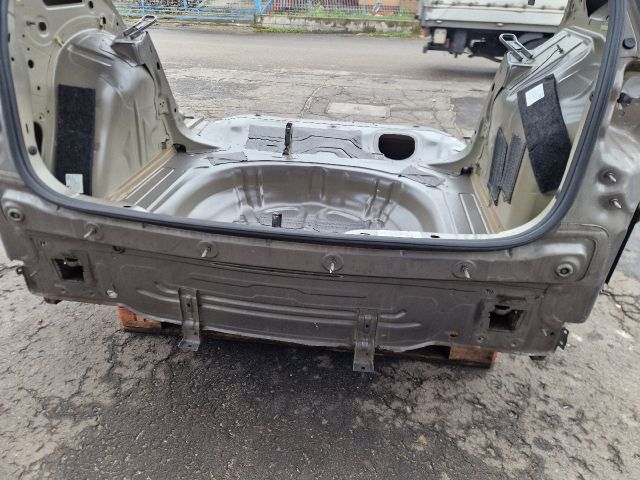 bontott VW GOLF VII Hátsó Karosszéria Csomag