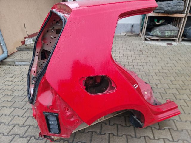 bontott VW GOLF VII Hátsó Karosszéria Csomag