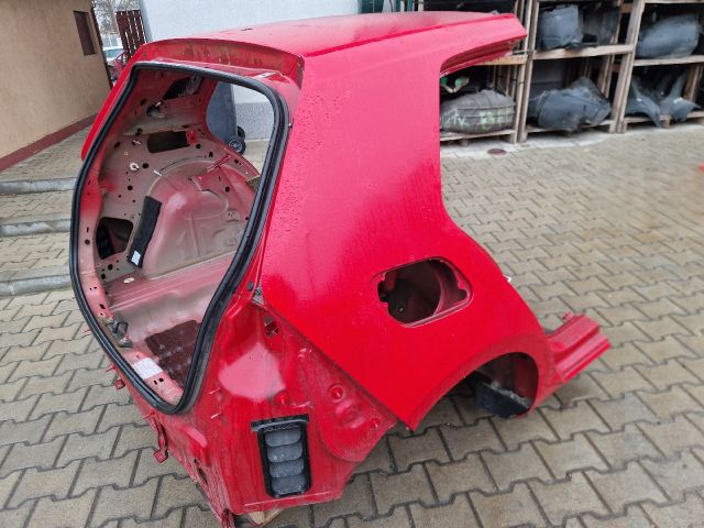 bontott VW GOLF VII Hátsó Karosszéria Csomag