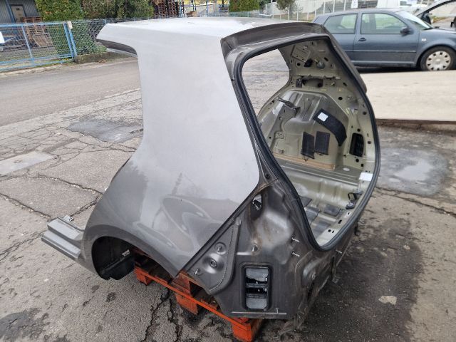 bontott VW GOLF VII Hátsó Karosszéria Csomag