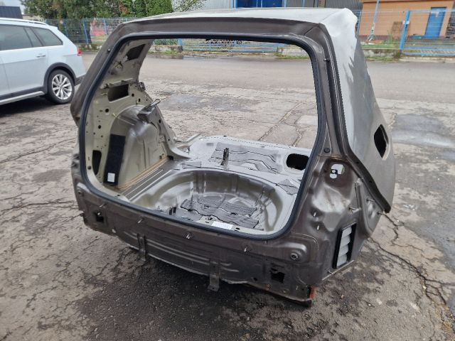 bontott VW GOLF VII Hátsó Karosszéria Csomag