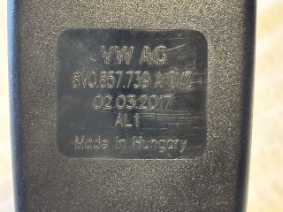 bontott VW GOLF VII Hátsó középső Biztonsági Öv Csat