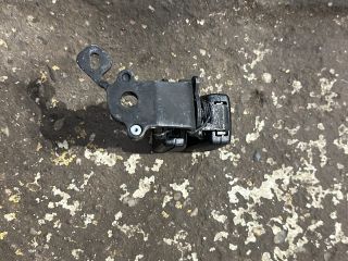 bontott VW GOLF VII Hátsó középső Biztonsági Öv Csat