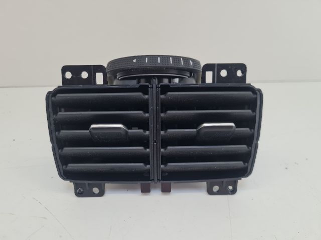 bontott VW GOLF VII Hátsó középső Szellőző