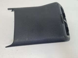bontott VW GOLF VII Hátsó középső Szellőző