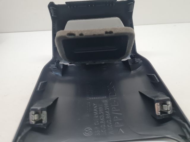 bontott VW GOLF VII Hátsó középső Szellőző