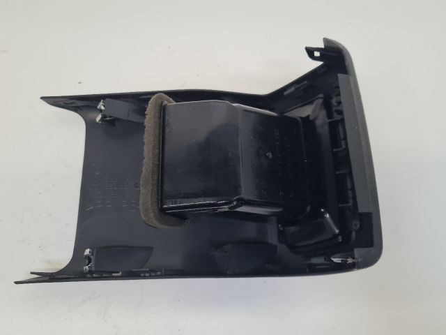 bontott VW GOLF VII Hátsó középső Szellőző