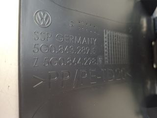 bontott VW GOLF VII Hátsó középső Szellőző