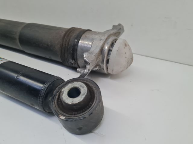 bontott VW GOLF VII Hátsó Lengéscsillapító Pár