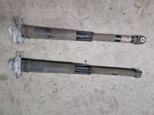 bontott VW GOLF VII Hátsó Lengéscsillapító Pár