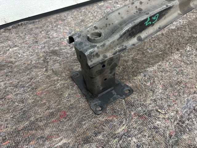 bontott VW GOLF VII Hátsó Lökhárító Merevítő (Fém)