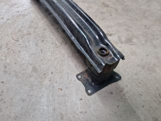 bontott VW GOLF VII Hátsó Lökhárító Merevítő (Fém)