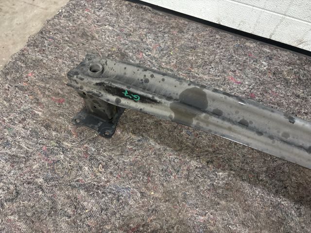 bontott VW GOLF VII Hátsó Lökhárító Merevítő (Fém)