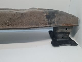 bontott VW GOLF VII Hátsó Lökhárító Merevítő (Fém)