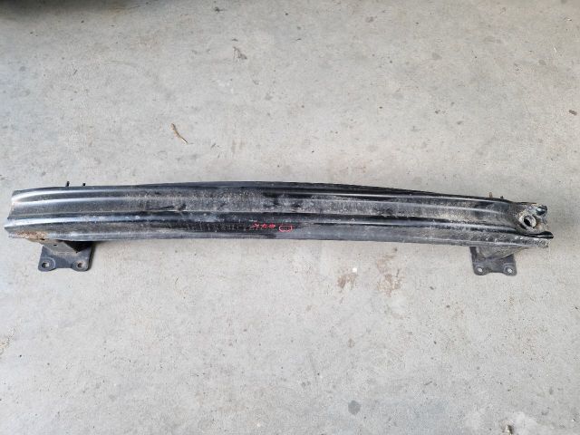 bontott VW GOLF VII Hátsó Lökhárító Merevítő (Fém)